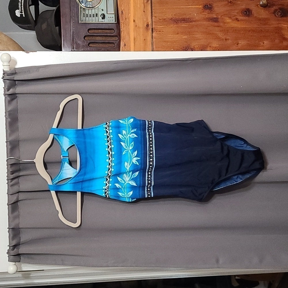 Jantzen‎ Womens Swimsuit Black/Aqua Racerback Style Bra Size 14 EUC